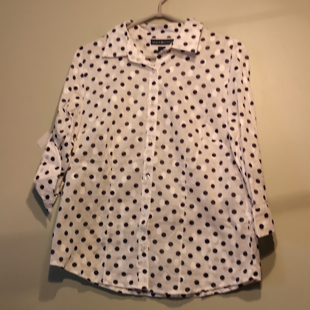 😄100%cotton button down shirt polka dots